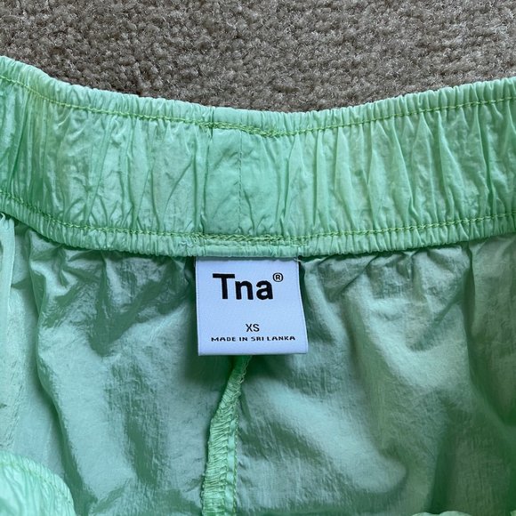 Aritzia Tna Green Claremont Short - Picture 3 of 4
